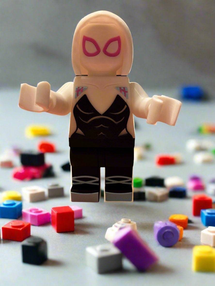 Big Brick Spider-Gwen (Ghost Spider) (9" Tall)